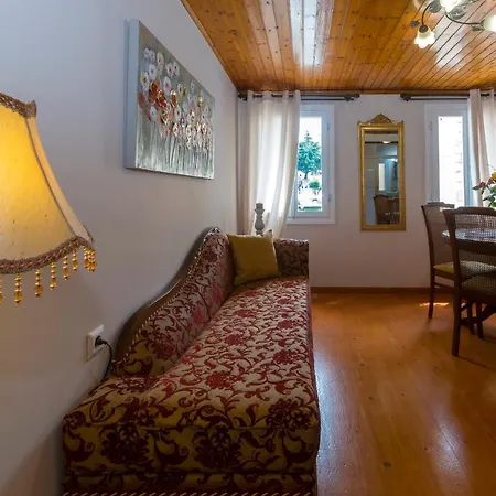 Townhall Nest Apartment Corfu (city)